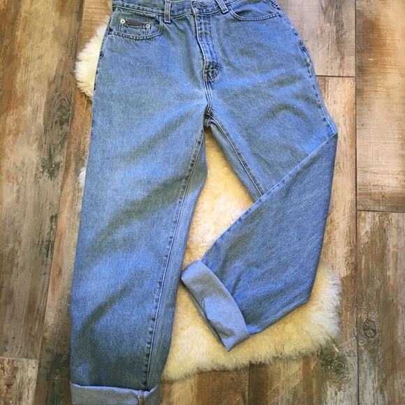 💫CK Mom Jeans - Picture 2 of 6